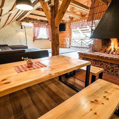 Apartment With Sauna Pr' Geci Dobova Εξωτερικό φωτογραφία