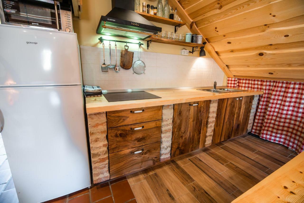 Apartment With Sauna Pr' Geci Dobova Εξωτερικό φωτογραφία