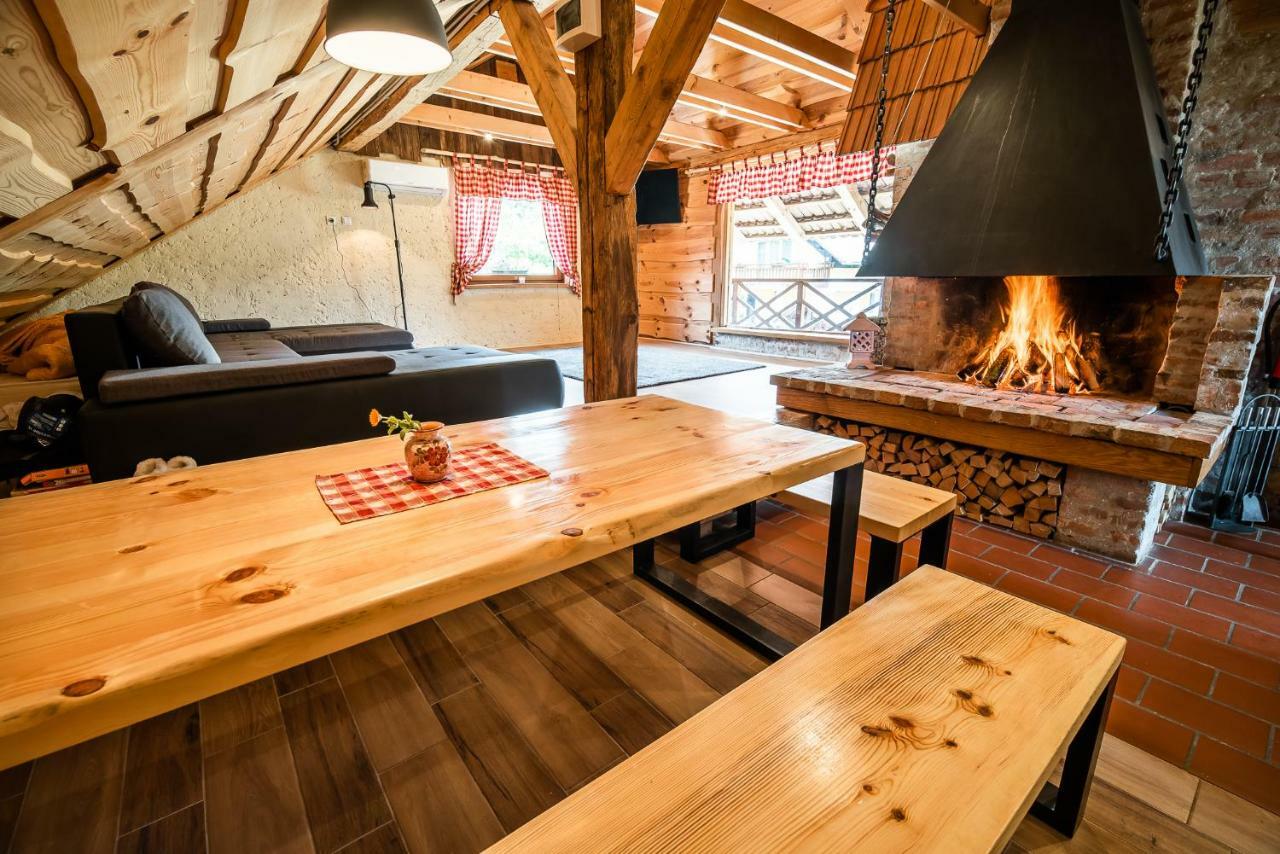 Apartment With Sauna Pr' Geci Dobova Εξωτερικό φωτογραφία