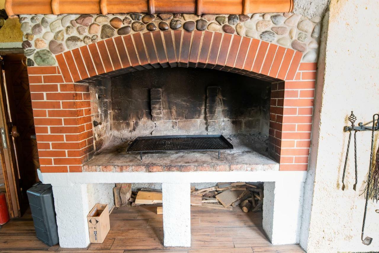 Apartment With Sauna Pr' Geci Dobova Εξωτερικό φωτογραφία